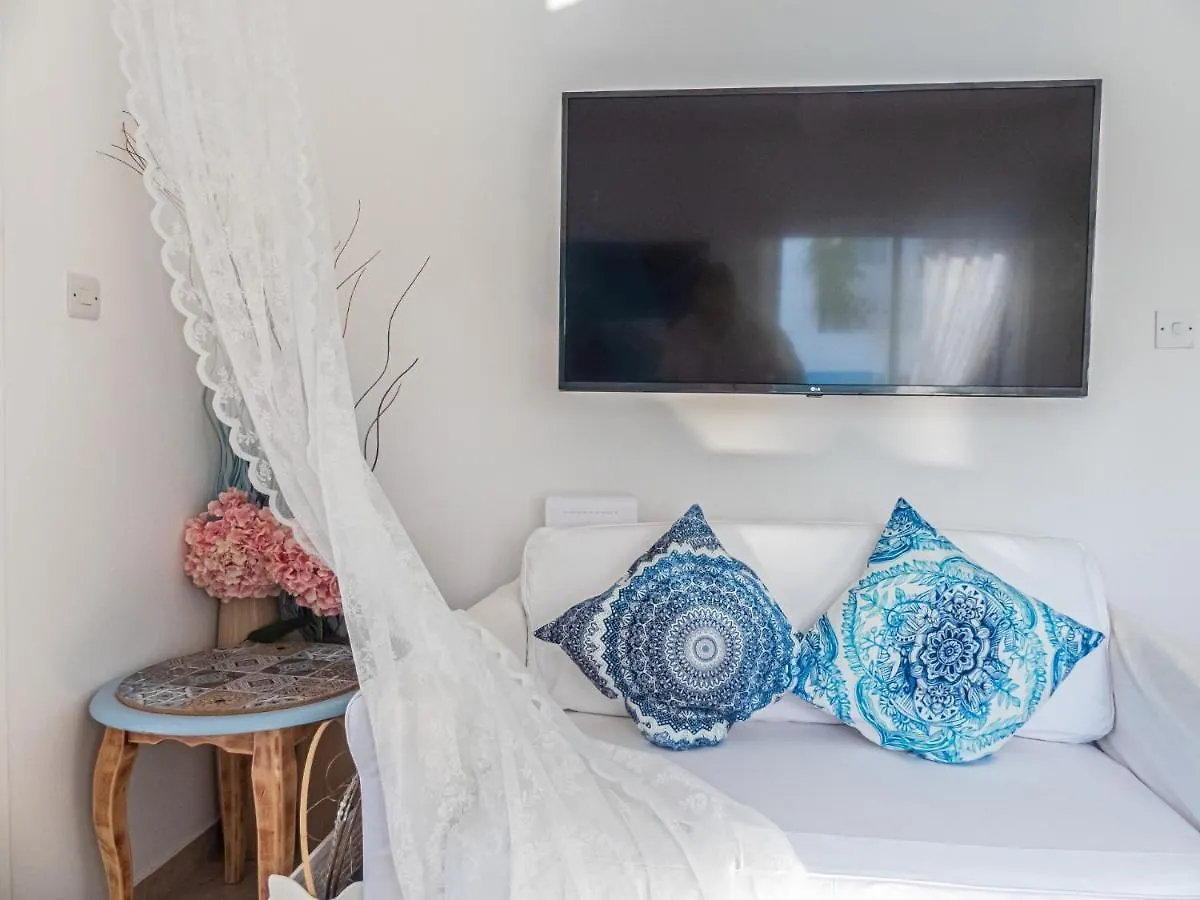 Greek Island Style 2 Bedroom Villa With Pool Next To The Sea Larnaca