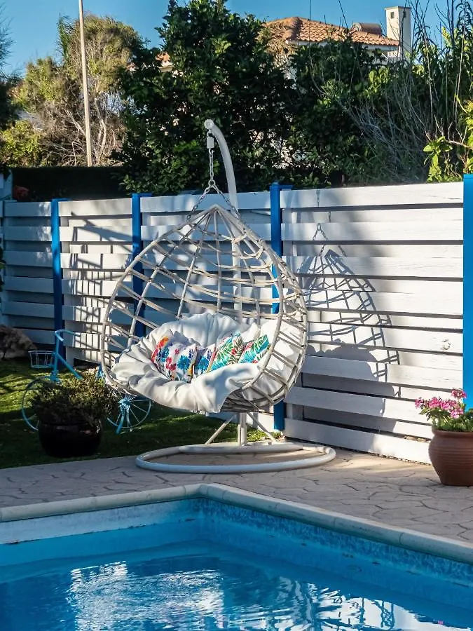 Greek Island Style 2 Bedroom Villa With Pool Next To The Sea Larnaca 0*,